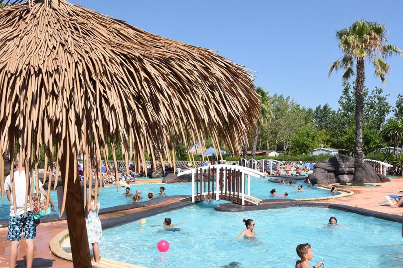 Vias-Plage Camping Les Salisses Quality Holidays Exterior foto